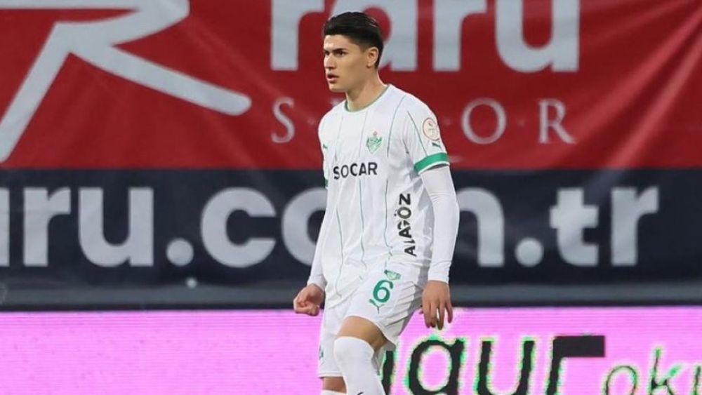 Gaziantep FK'da Alperen Selvi imza hazırlığında